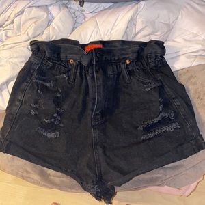 BLACK PAPER BAG SHORTS